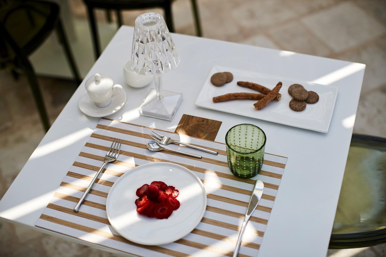 Iulius Suite & Spa コンヴェルサーノ エクステリア 写真